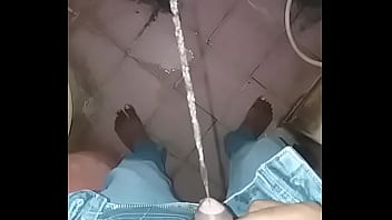 Kontol Desi Yang Mantap Menyemprotkan Air Seni