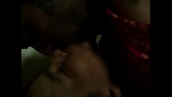 Bhabhi Desi Yang Haus, Melayani Kontol Tak Dikenal Dengan Penuh Gairah