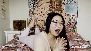 Gadis Cina Imut Ini Sangat Antusias Saat Membuat Video Masturbasi Untuk Kami