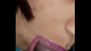 Malam Panas Suamiku Ngocokin Kontolnya, Desi Blowjob Bergairah