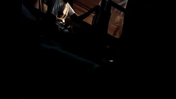 Perjalanan Panas Pertamaku Di Dalam Bus (3/3)