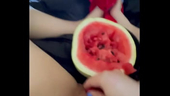 Melon Manis Membiakkan Orgasme Perempuan – Video Panjang Arab 2025 – Amatir Saudi Terbaik – Masturbasi Nakal Putih Salju Arab – Fetish Makanan Ekstrem – Buah Di Memek Remaja Ketat – Gadis Los Angeles Usa
