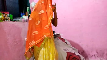 गर्म देसी भाभी को बेहयाई से रंडी बनाकर जमकर चोदा