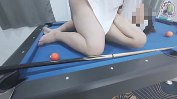 Gadis Thailand Naik Ke Meja Biliar… Dan Dihardcore Kencang! Suara Erang Thai