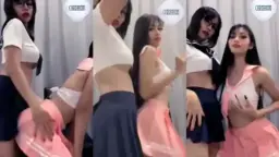 Dua Cewek Abg Cosplay Seragam Siswi Jepang Ngewe Live Di Luluspark