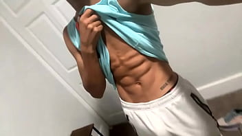 Mau Ikut Gue Ke Gym? Bisa Kita Keringetin Badan Bareng…