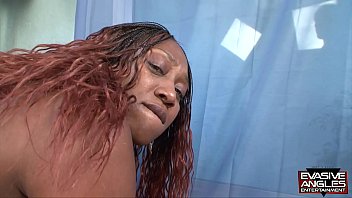 Nyonya Cleo Kembali Dengan Bokong Tebalnya Yang Menggoda Di “ibu-ibu Hitam Bergairah 13”