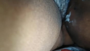 Pemangkasan Bulu Memek Istri Desi Yang Menggairahkan Oleh Suami