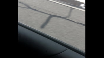 Sahabat Lesbi Basah Kuyup Saat Latihan Dan Menunduk Membelakangi