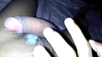 Cowok India Lagi Ngentotin Kontolnya Sendiri