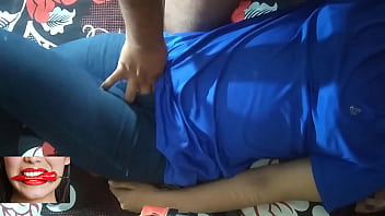 Kakak Dan Adik Tiri Ngentot Ganas Saat Keluarga Mereka Ada Di Luar Kamar