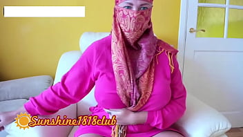 Gadis Muslim Arab Khalifa Live Webcam Pukul 09.30 Dengan Gaya Yang Menggoda