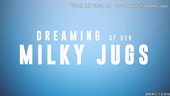 Mimpi Indah Menikmati Payudara Susu Mulus Angel Youngs Di Brazzers