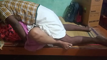Tante Desa Seksi Bikin Panas Di Rumah Sendiri