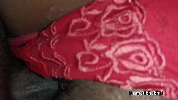 Gadis India Seksi Yang Menggairahkan Dan Penuh Nafsu