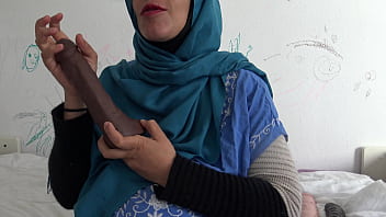 Istri Arab Aljazair Yang Panas Dan Nakal, Tinggal Di Prancis Dan Doyan Dikentuti