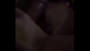 Gadis Oriental Yang Gelap Dan Menggoda