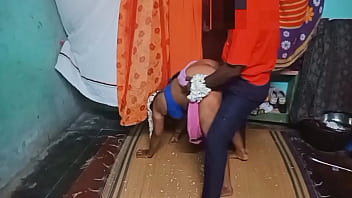 Pemuda India Menggila Dengan Tante Desi Yang Haus Nafsu