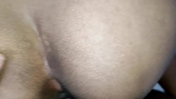 Aku Lagi Asik Nonton Film Panas Sendirian Di Rumah, Tiba-tiba Om Ganteng Masuk Dan Memaksa Ngentotku Sampai Terengah-engah