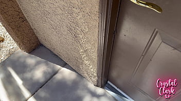 Membantu Ibu Temanku Melupakan Pahitnya Perceraian Dengan Kenikmatan Badan