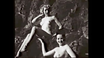 Ibu Alam Yang Tua Dan Bergairah