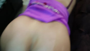 Ibu Tiri India Desi Mengejutkan Anak Tirinya Vivek Di Hari Ulang Tahun Dengan Bisikan Mesum Dan Rayuan Nakal Dalam Bahasa Hindi