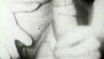 Kartu Ucapan Panas Dari Ibu Tiriku Yang Menggoda