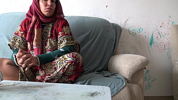 Seorang Janda Muslim Turki Yang Panas Menyewakan Kamarnya Pada Imigran Afrika Yang Gagah Di London