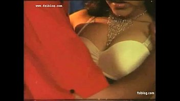 Reshma, Si Gadis India Seksi Yang Bikin Panas Dan Penuh Gairah