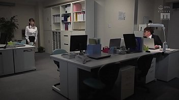 Rekan Kerja Kantor Jav Yang Telanjang Dan Menggoda