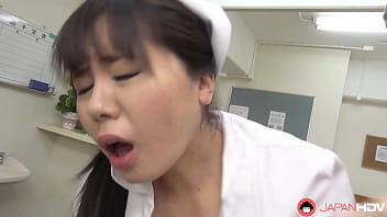 Perawat Jepang Miyuki Ojima Digerogoti Pasien Di Ruang Praktik Sampai Menggelepar.