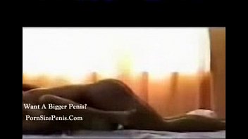 Rekaman Mesum Pasangan Tiongkok Di Ranjang Sendiri