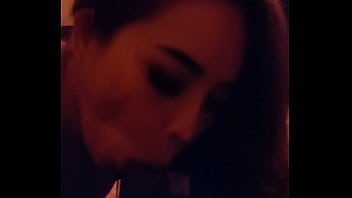 Gadis India Yang Menggoda Dengan Lekuk Tubuh Memikat