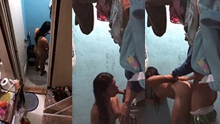 Kamar Mandi Terbuka Lebar, Tubuh Basahku Jadi Tontonan Tetangga Yang Bernafsu