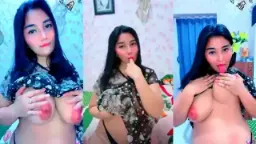 Tante Indo Yang Nakal Lagi Asyik Jilatin Ujung Kemaluanku Sampai Basah