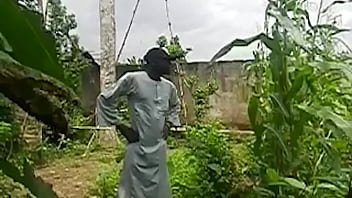 Dia Menangkapku Meniduri Saudara Tiriku Di Rumah Nenek Tiriku, Lalu Bergabung Dalam Nafsu Kami, Dosa Di Suatu Tempat Di Afrika Adegan 2