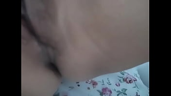 Gadis Tionghoa Merangsang Diri Dan Memamerkan Kemaluannya