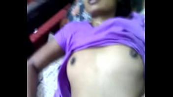 Gadis Desi Yang Menggoda Dan Penuh Nafsu