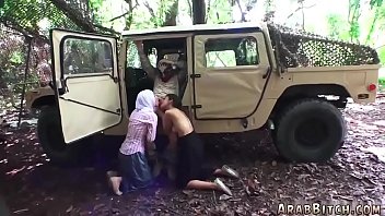 Penari Telanjang Arab Di Rumah Kedua Yang Menggoda