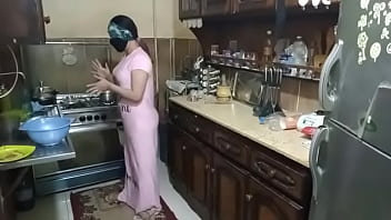 Gairah Tersembunyi Di Balik Jilbab