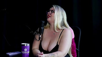 Loira Safada Exibe O Boquete, Mostra Os Peitos E A Buceta Após Revelar Que, Ao Transar No Egito, A Polícia Invadiu Seu Quarto – Alice Monteiro (sheer/red)