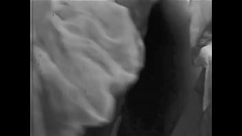 Kehidupan Rahasiaku: Mandi Bersama Ibu, Fantasi Terlarang Zaman Dulu