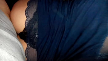 Gadis Asia Yang Menggoda