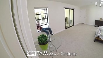 Kakak Tiri Nympho Spyfam Yang Agresif Memanfaatkan Kesempatan