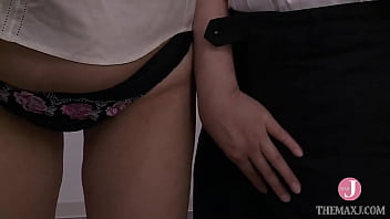 イントロ 義理の息子のために社長に身を捧げる四十路ママ 露咲雫