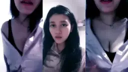 Elvira Si Pemilik Belahan Dada Seksi Menggoda Pascol Dengan Rayuan Panas Sebelum Tidur